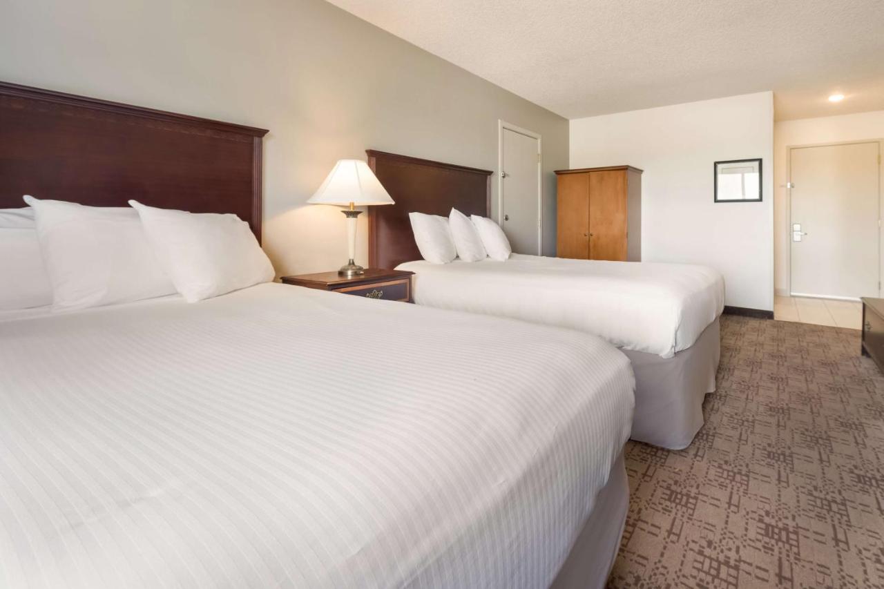 Surestay Hotel By Best Western Thomson Екстериор снимка