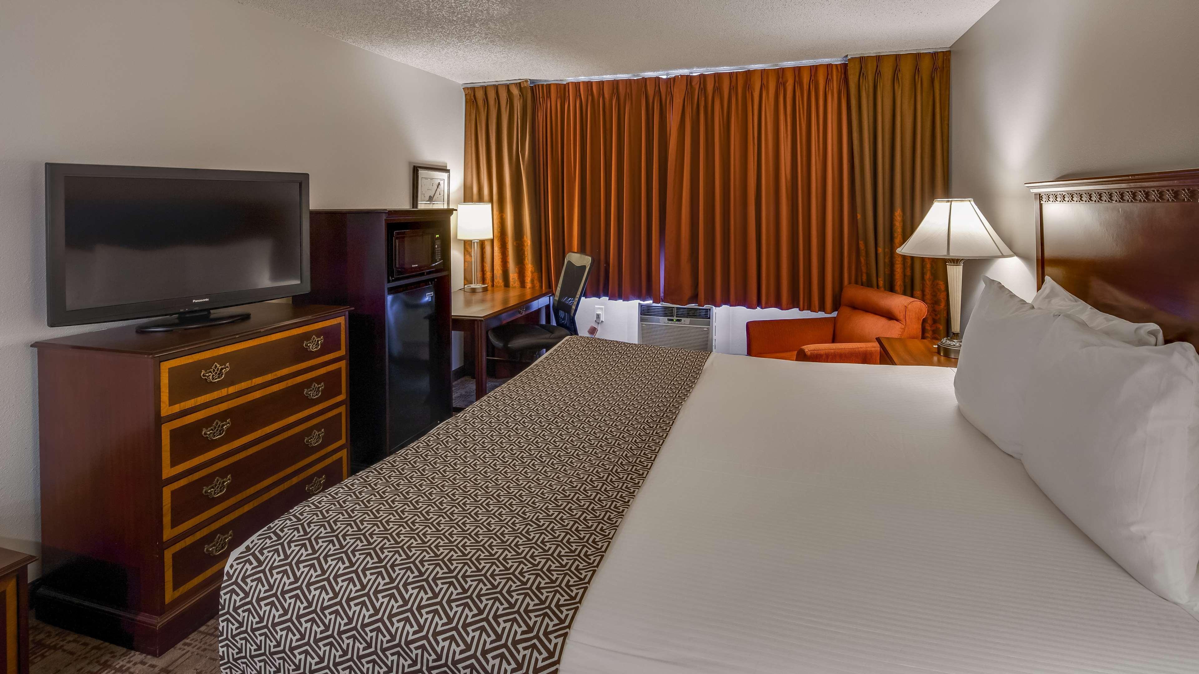 Surestay Hotel By Best Western Thomson Екстериор снимка