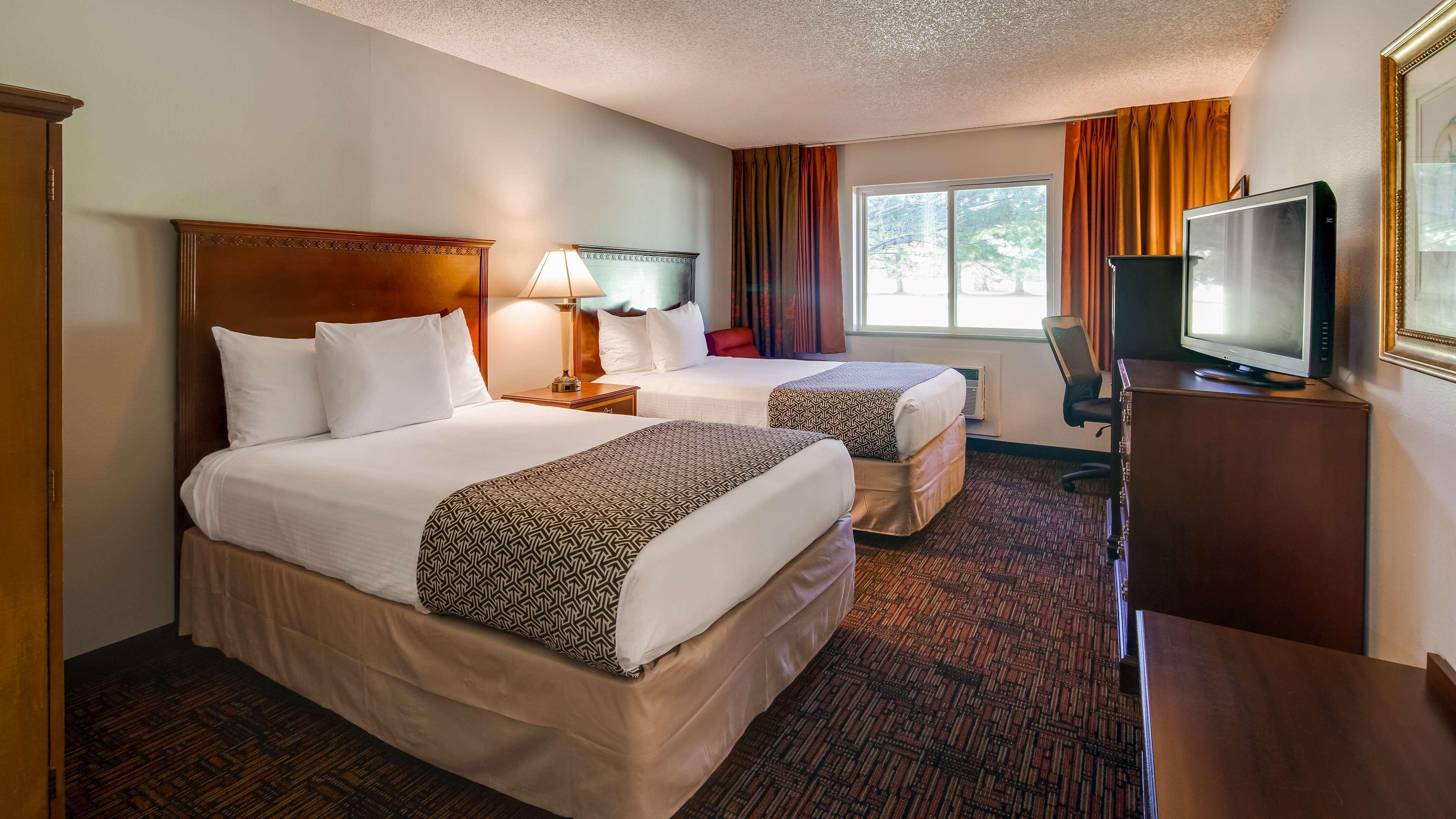 Surestay Hotel By Best Western Thomson Екстериор снимка