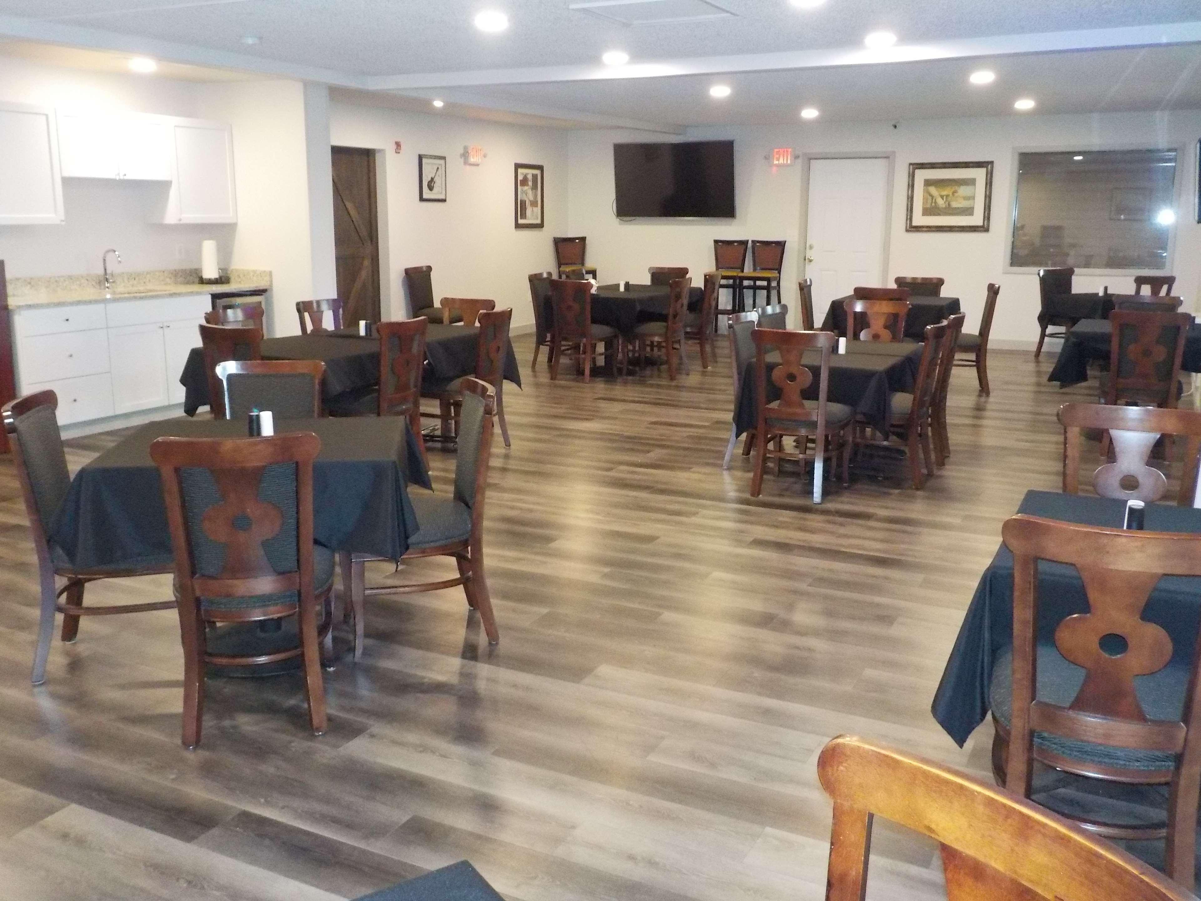 Surestay Hotel By Best Western Thomson Съоръжения снимка