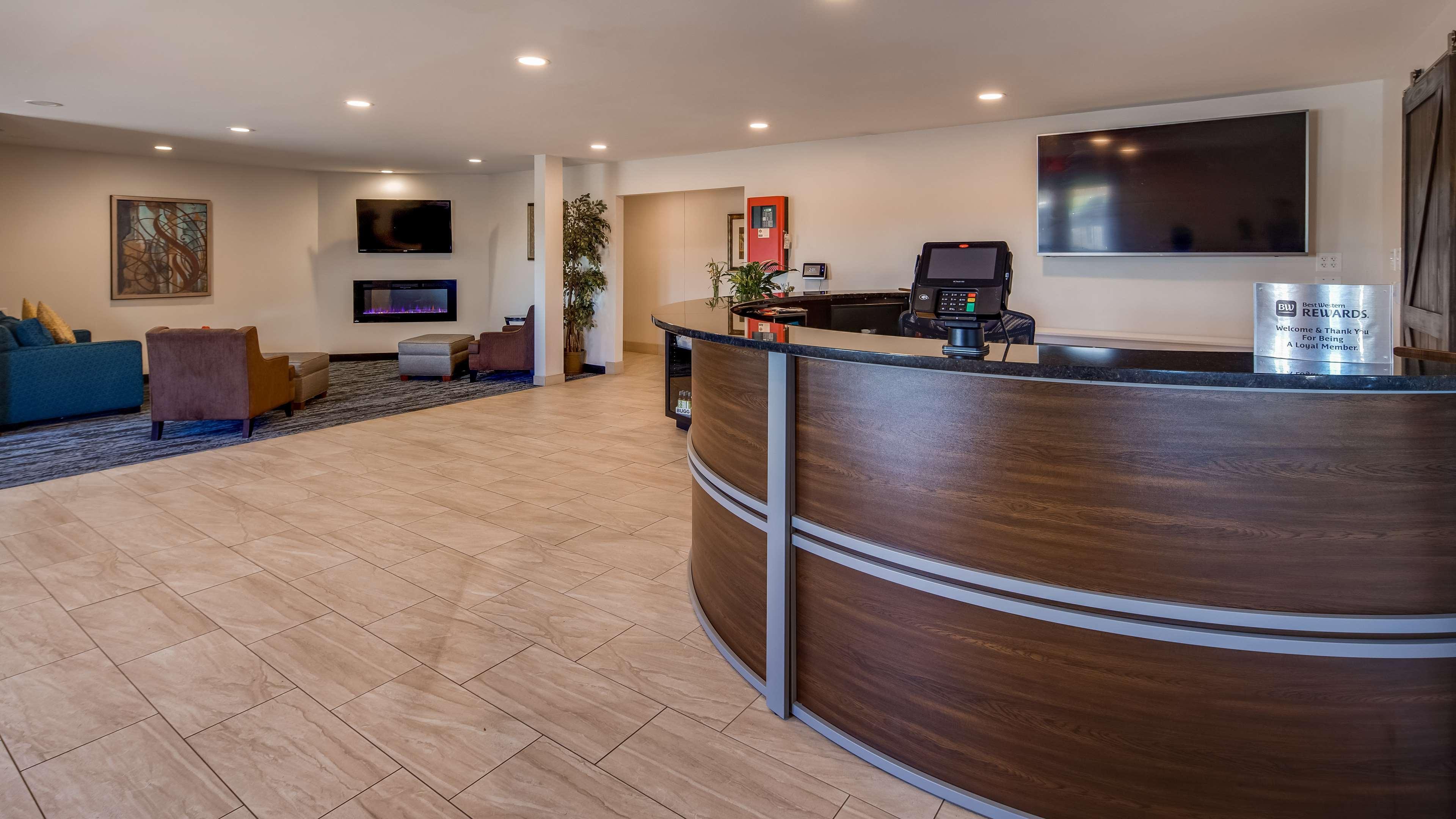 Surestay Hotel By Best Western Thomson Екстериор снимка