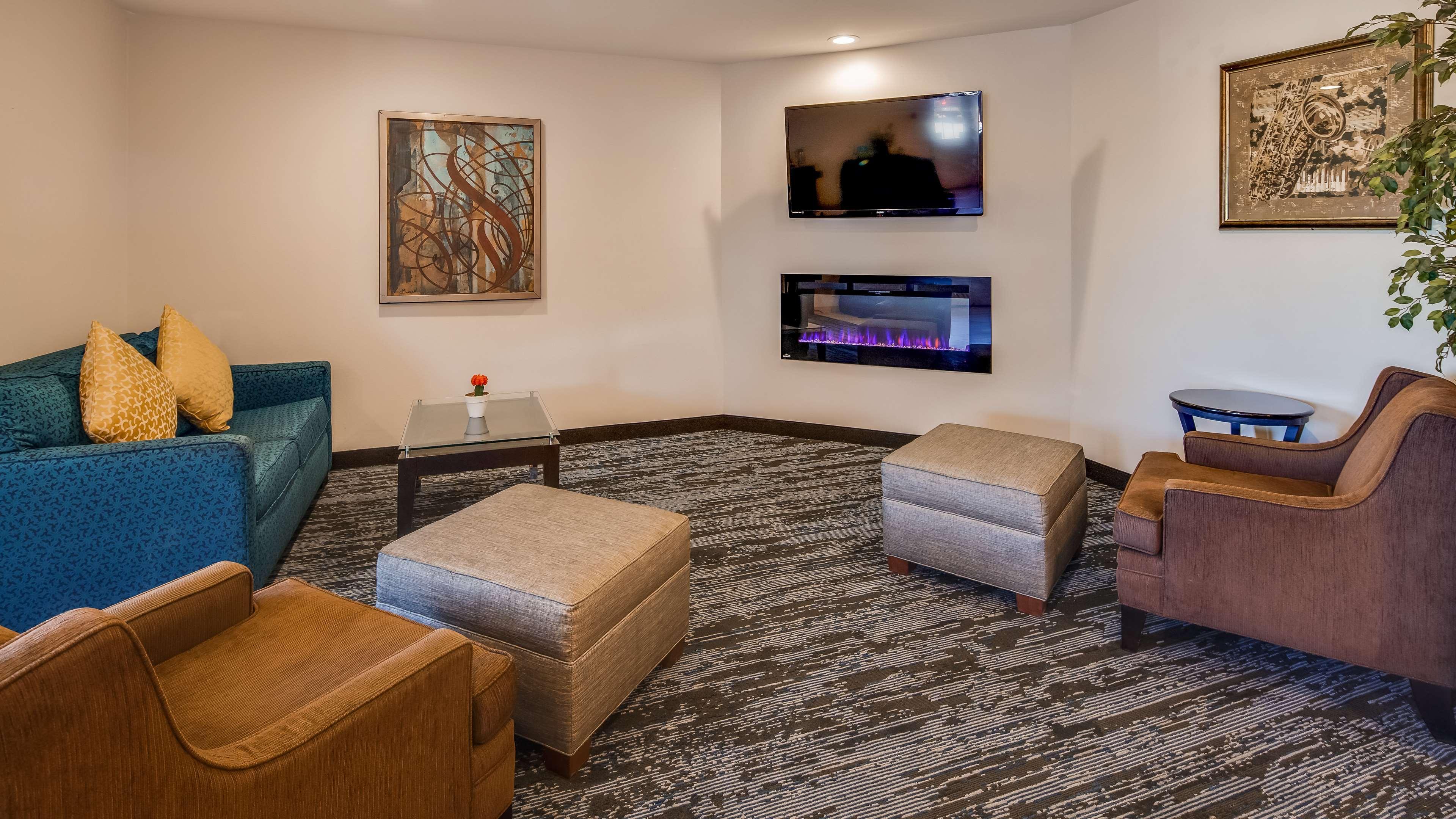 Surestay Hotel By Best Western Thomson Екстериор снимка